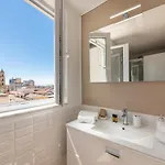 Casa Alla Marina Del Porto Di カリアリ