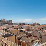 Casa Alla Marina Del Porto Di アパート