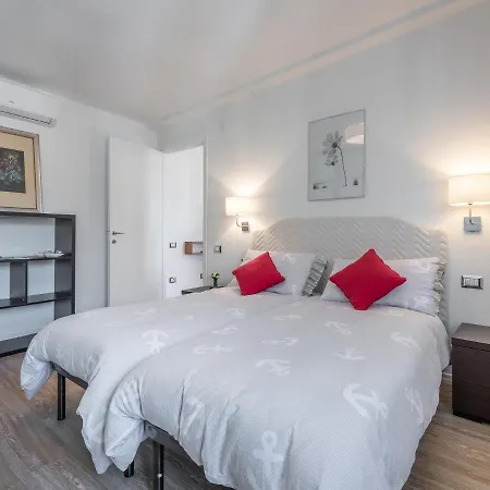 Casa Alla Marina Del Porto Di