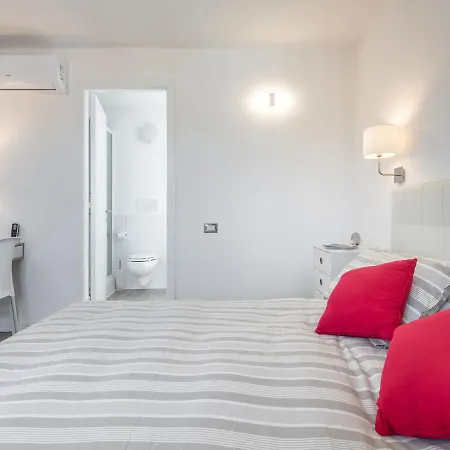 Casa Alla Marina Del Porto Di Apartment *